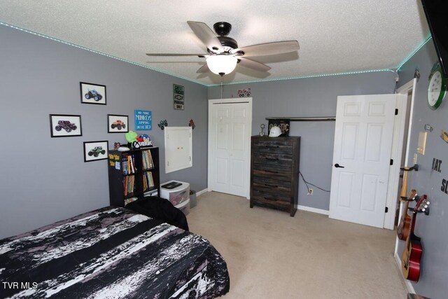 21164 Vances Mill Rd, Abingdon, VA 24211 - bedroom featuring light colored carpet, ceiling fan, a textured ceiling, and a closet