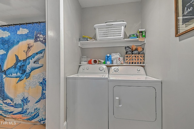 218 W Banner St, Lebanon, VA 24266 - washroom with washing machine and dryer