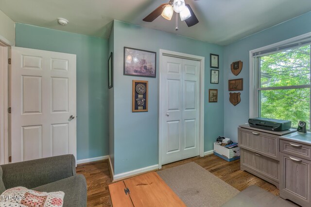240 Watson Rd, Bristol, TN 37620 - foyer featuring a ceiling fan, dark wood-style floors, and baseboards