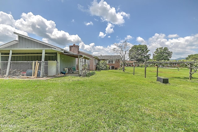 509 9th St, Erwin, TN 37650 - view of grassy yard