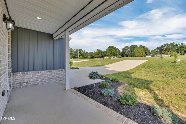 305 Greenwood Rd, Afton, TN 37616 - photo 8