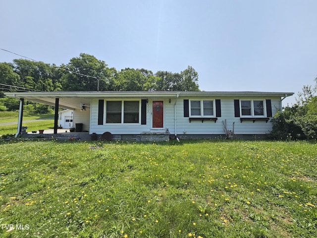 515 Chuckey Pike, Chuckey, TN 37641 - view of front of property with a front yard and ceiling fan