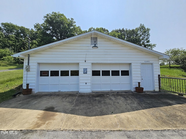 515 Chuckey Pike, Chuckey, TN 37641 - view of detached garage