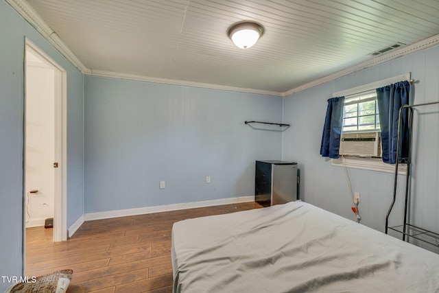23270 Denton Valley Rd, Abingdon, VA 24211 - bedroom with hardwood / wood-style flooring, crown molding, cooling unit, and baseboards