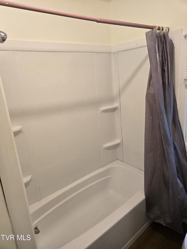 1510 Rock Creek Rd, Erwin, TN 37650 - full bathroom with shower / tub combo