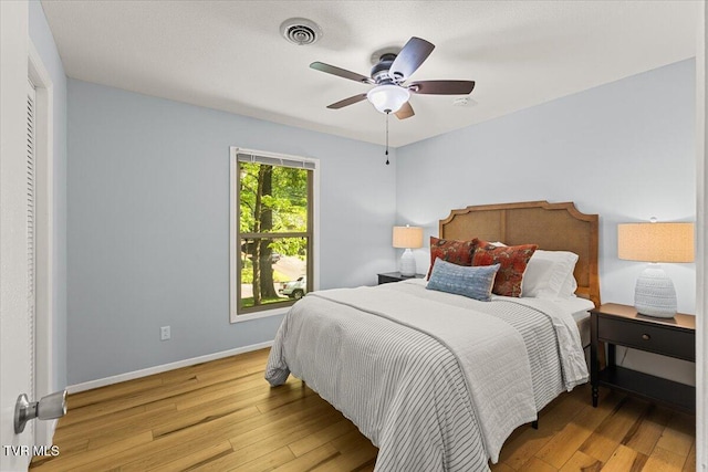 1820 Brook Hollow Rd, Johnson City, TN 37604 - bedroom with wood finished floors, baseboards, and a ceiling fan