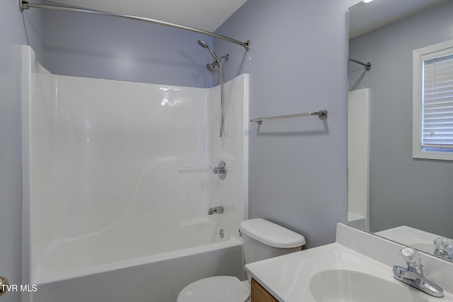 185 Thelma Hannabas Ln, Jonesborough, TN 37659 - full bathroom featuring toilet, vanity, and bathing tub / shower combination