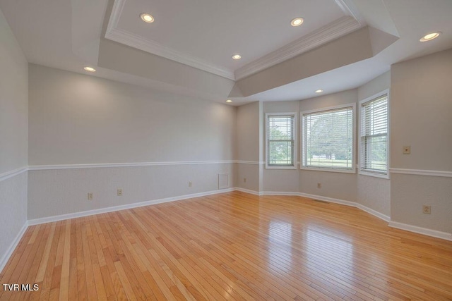 229 Ridgecrest Rd, Jonesborough, TN 37659 - empty room featuring light wood-style flooring, a raised ceiling, ornamental molding, recessed lighting, and baseboards