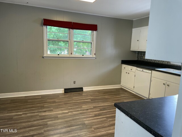 201 Brown St, Appalachia, VA 24216 - photo 9