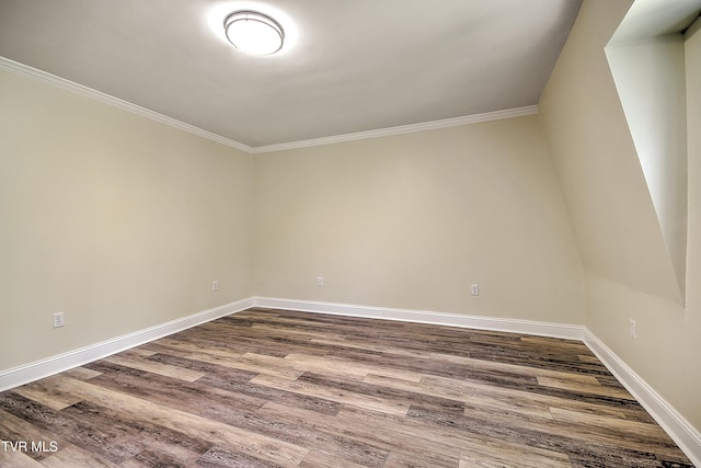505 Red Oak Ln, Kingsport, TN 37663 - empty room with dark wood-type flooring and ornamental molding