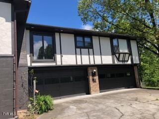 218 SE Apple Dr, Wise, VA 24293