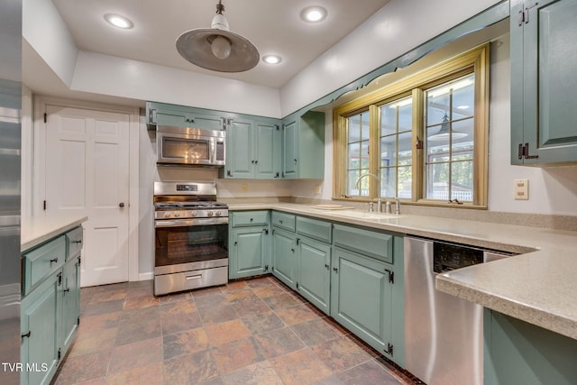 421 High Ridge Rd, Kingsport, TN 37660 - kitchen featuring appliances with stainless steel finishes, green cabinetry, and recessed lighting