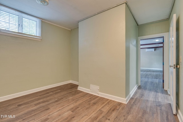 421 High Ridge Rd, Kingsport, TN 37660 - basement featuring wood finished floors and baseboards