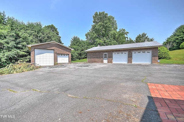14191 King Mill Pike, Bristol, VA 24202 - view of detached garage