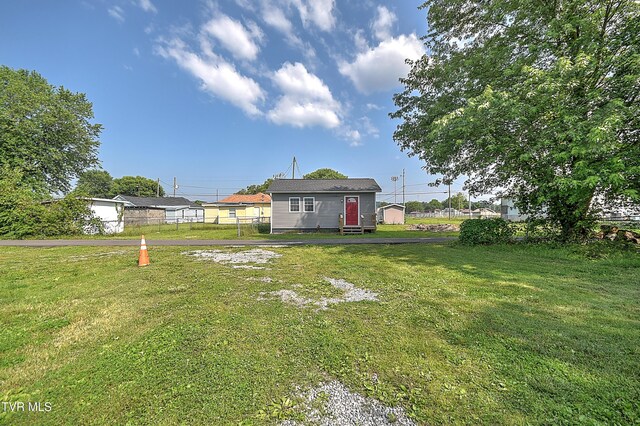 1725 Highland St, Kingsport, TN 37664 - view of yard