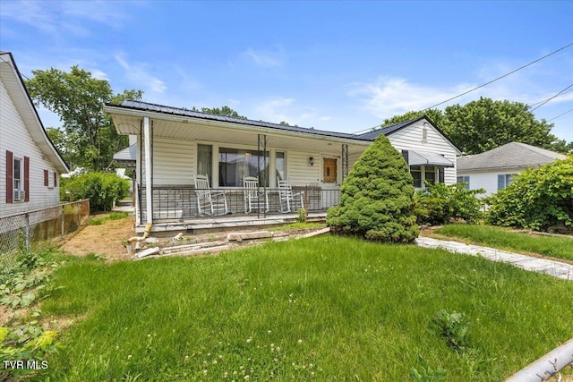 204 E Millpond St, Kingsport, TN 37660 - view of front facade featuring a porch and metal roof