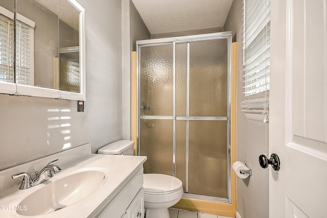 112 Hillview Rd, Kingsport, TN 37664 - full bathroom featuring a shower stall, vanity, and tile patterned flooring