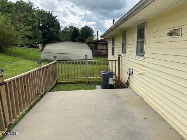 15266 Spring Valley Rd, Abingdon, VA 24210 - view of patio / terrace with central AC unit