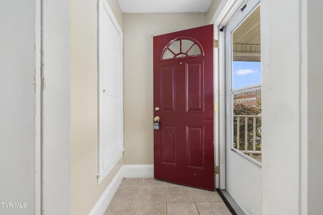 2012 Euclid Ave, Bristol, VA 24201 - entrance foyer with light tile patterned flooring and baseboards
