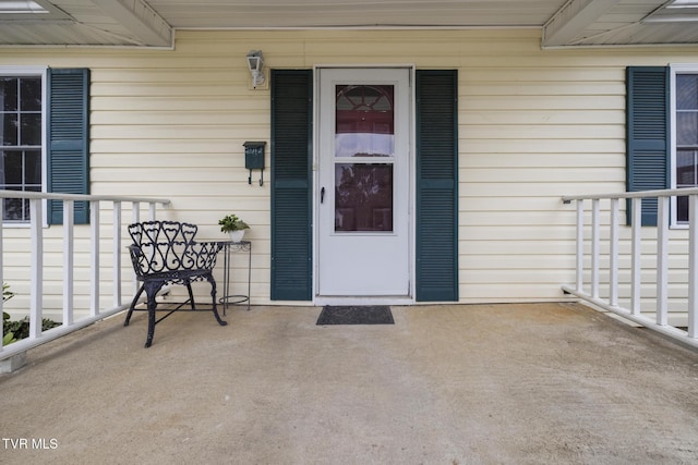 2012 Euclid Ave, Bristol, VA 24201 - property entrance featuring covered porch