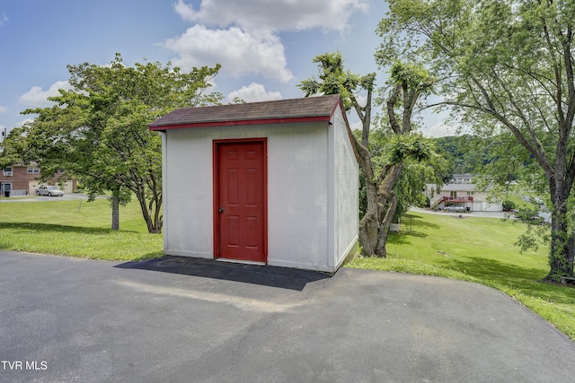 296 Redstone Dr, Bluff City, TN 37618 - view of shed