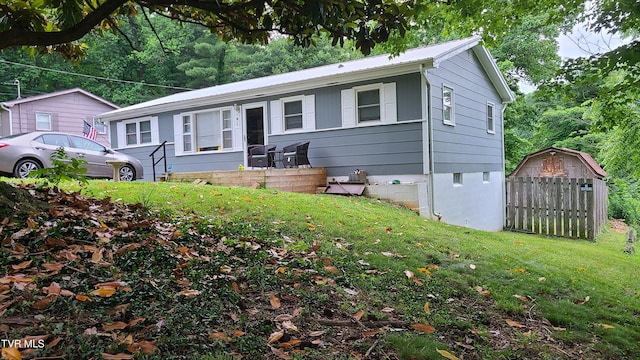 1315 Lowe St, Elizabethton, TN 37643 - view of front of house with metal roof
