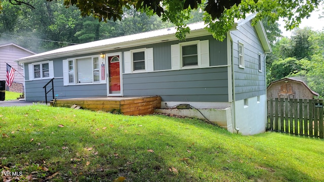 1315 Lowe St, Elizabethton, TN 37643 - photo 1