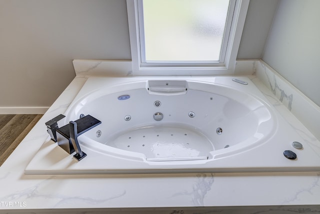 1105 Laurel Way, Mountain City, TN 37683 - bathroom featuring a tub with jets