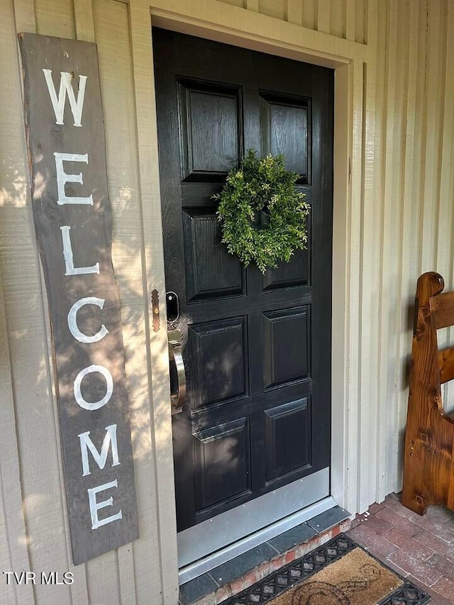 172 Dakota Rd, Bristol, VA 24201 - entrance to property