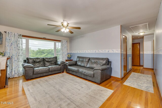 228 Birch St, Mount Carmel, TN 37645 - photo 7