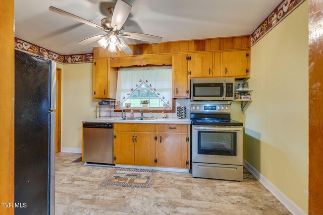 228 Birch St, Mount Carmel, TN 37645 - photo 10