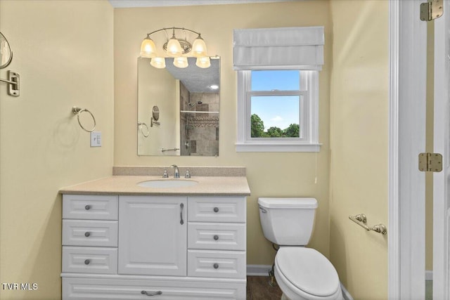 152 Ezee St, Elizabethton, TN 37643 - bathroom with vanity and tiled shower