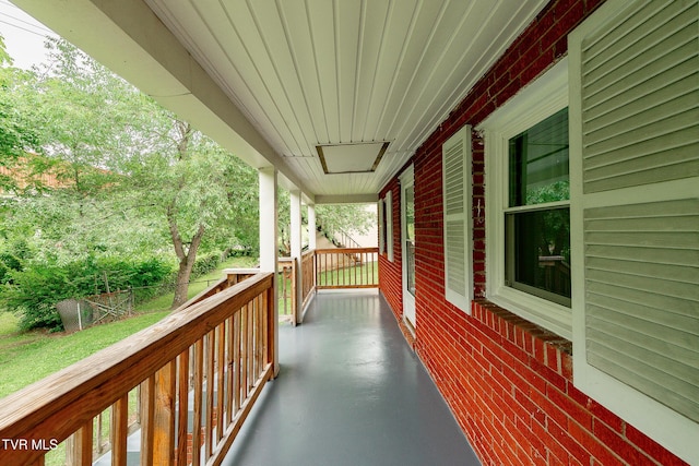2009 Tenneva St, Kingsport, TN 37665 - view of wooden porch