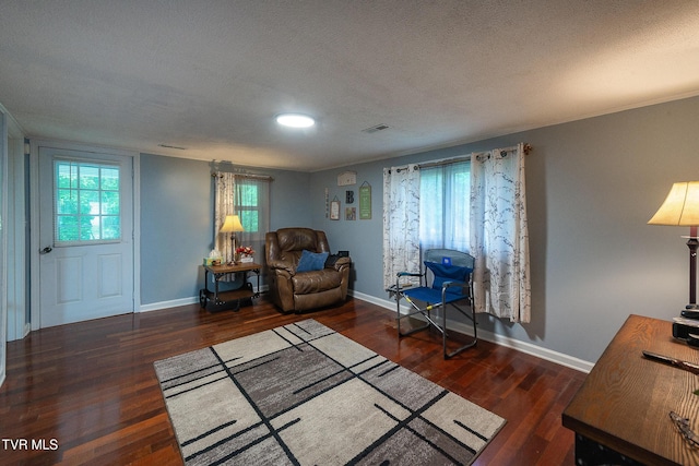 2009 Tenneva St, Kingsport, TN 37665 - living room with wood finished floors, plenty of natural light, a textured ceiling, and baseboards