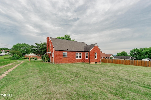 1024 Sharondale Ave, Kingsport, TN 37660 - rear view of property featuring roof with shingles and brick siding
