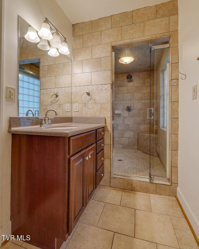 506 E 10th Ave, Johnson City, TN 37601 - photo 26