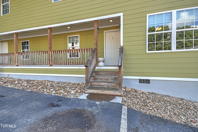 660 S Jena Beth Dr Unit 1, Elizabethton, TN 37643 - entrance to property featuring crawl space and covered porch