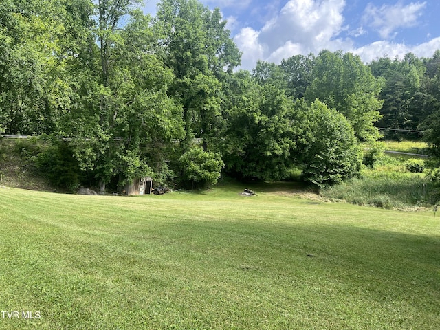 861 Hickory Tree Rd, Bristol, TN 37620