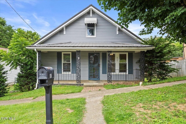 806 Tipton St, Elizabethton, TN 37643 - photo 3