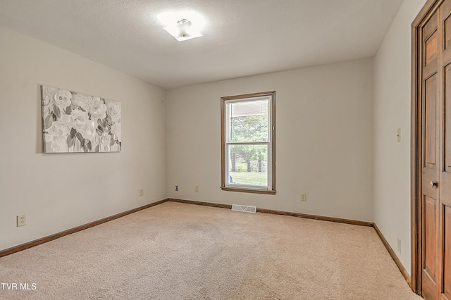 646 Meadow View Rd, Bristol, TN 37620 - unfurnished room featuring light colored carpet and baseboards