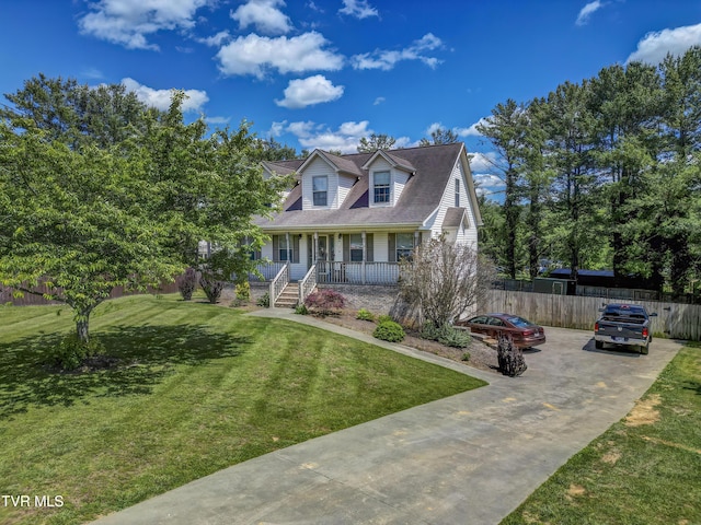 1032 Austin Ridge Ct, Piney Flats, TN 37686 - new england style home featuring a porch and driveway
