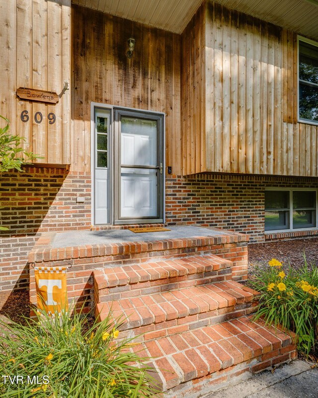 609 Scioto Rd, Unicoi, TN 37692 - photo 4