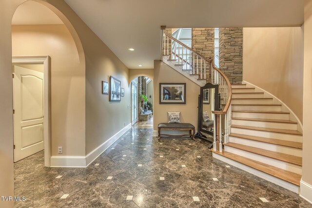 1009 Gloucester Ct, Kingsport, TN 37660 - photo 12