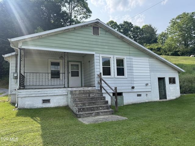 11985 Tazewell Rd, Coeburn, VA 24230 - view of front of property with crawl space, a porch, and a front lawn