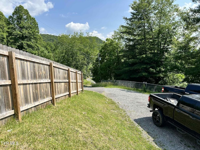 692 NE Hamner Ave, Norton, VA 24273 - view of yard featuring a wooded view