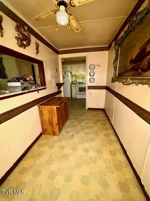 11616 Alfred Cox Rd, Pound, VA 24279 - hall with light flooring and ornamental molding