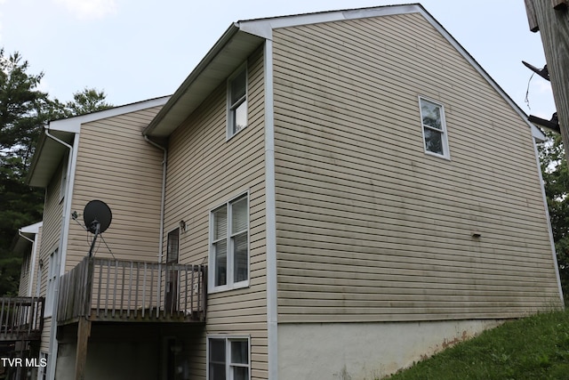 45 Laurel Rdg, Big Stone Gap, VA 24219 - view of side of home featuring a wooden deck