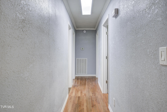 118 Hilbert Cir, Jonesborough, TN 37659 - corridor with wood finished floors, a textured wall, and crown molding