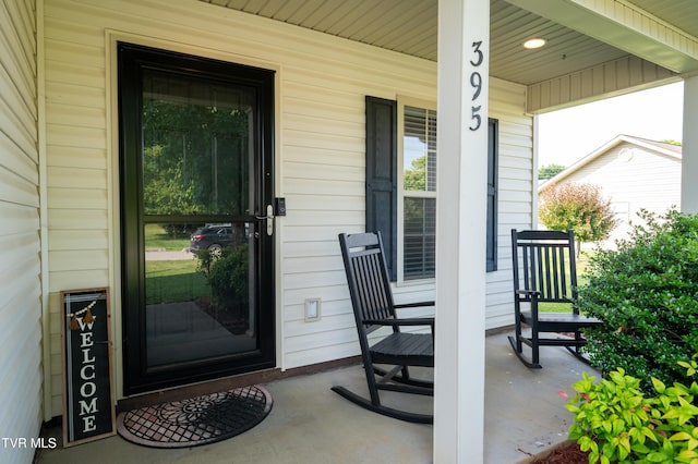 395 Kings Rd, Piney Flats, TN 37686 - doorway to property featuring covered porch