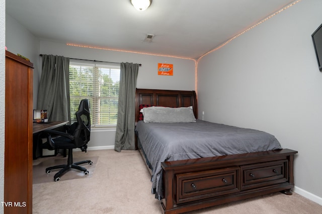 395 Kings Rd, Piney Flats, TN 37686 - bedroom featuring light carpet and an office area
